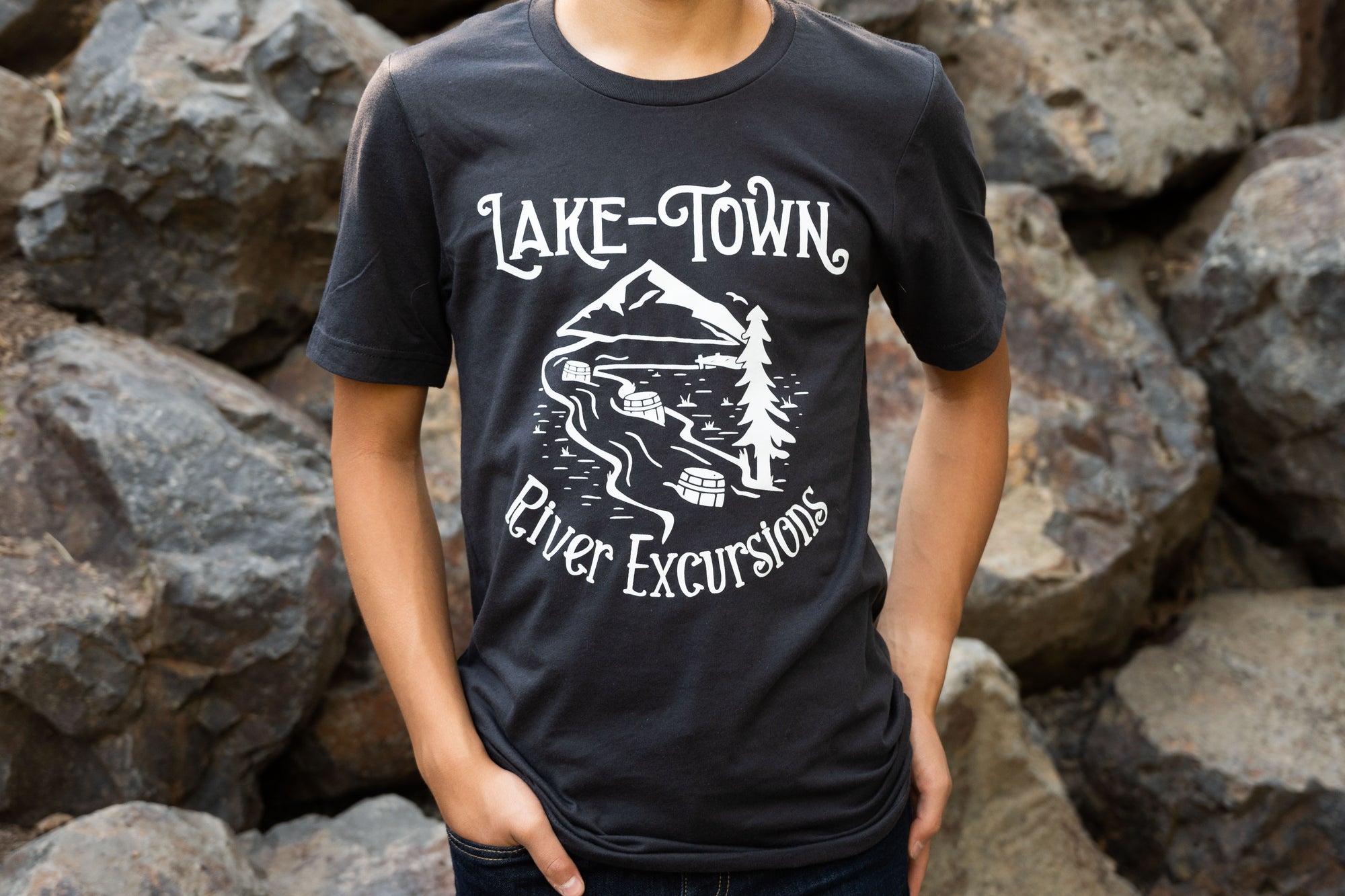 Lake-Town River Excursions T-Shirt (The Hobbit)